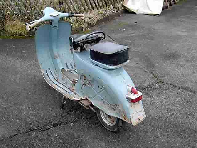 Piaggio VESPA VBB150 BJ 1963 Scheuenfund