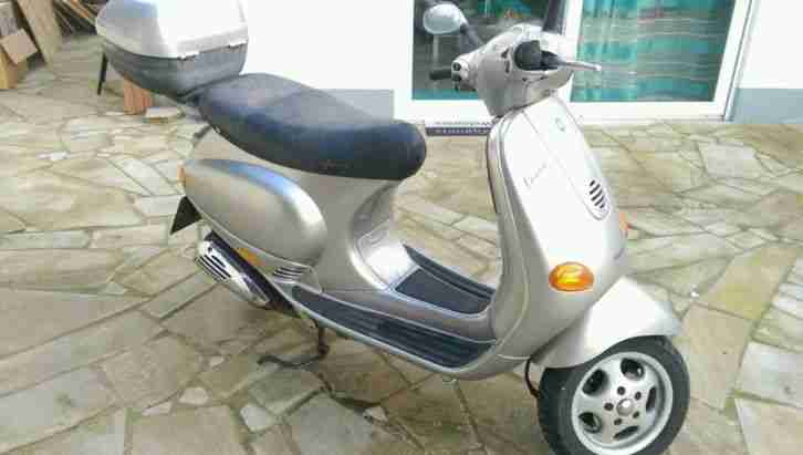 Piaggio Vespa 125 ET4 TÜV 04/2016