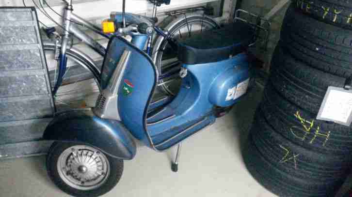 Vespa 50 Special Blau