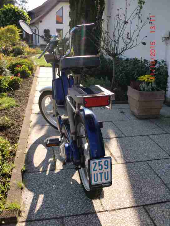 Piaggio Vespa Bravo Moped 50 km/h mit Elektronikzündung defekt an Bastler