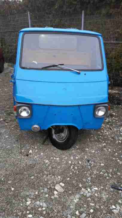 Piaggio Vespa Car