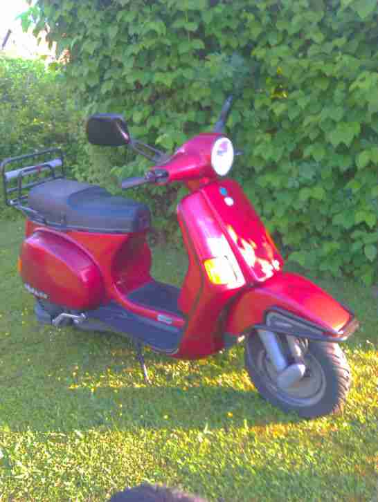 Piaggio Vespa Cosa LX 200 Weinrot