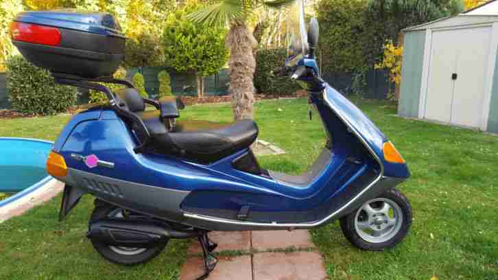 Piaggio Vespa Hexagon 125 mit erst 13TKm Neuen Tüv +Kostenl. Lief.