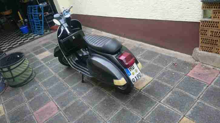 Piaggio Vespa PX