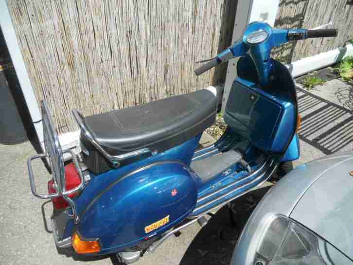 Piaggio Vespa PX80