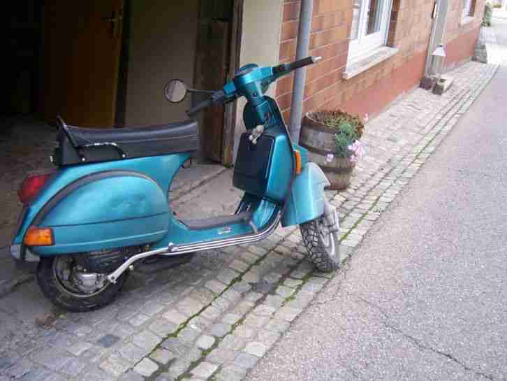 Piaggio Vespa Roller P 80 X