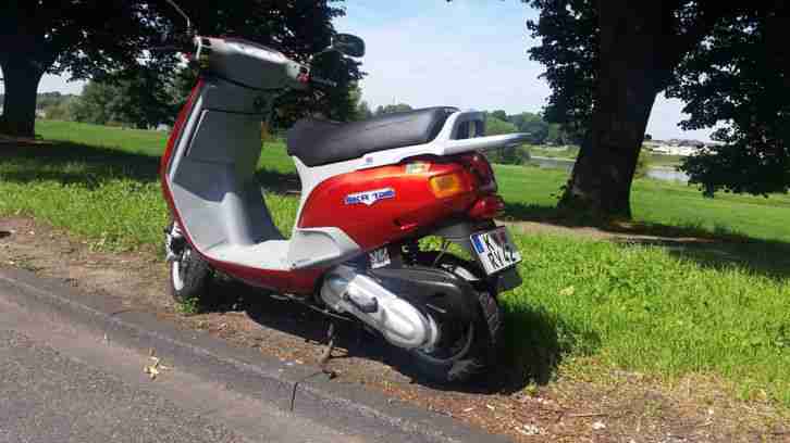 Piaggio/Vespa SKR 125 Motorroller TÜV neu
