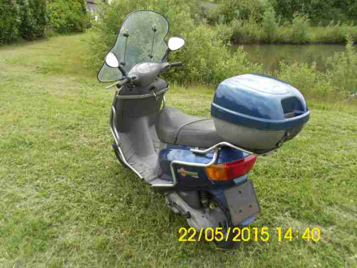 Piaggio Vespa Sfera 125 18Tkm Topcase Scheibe guter Zustand