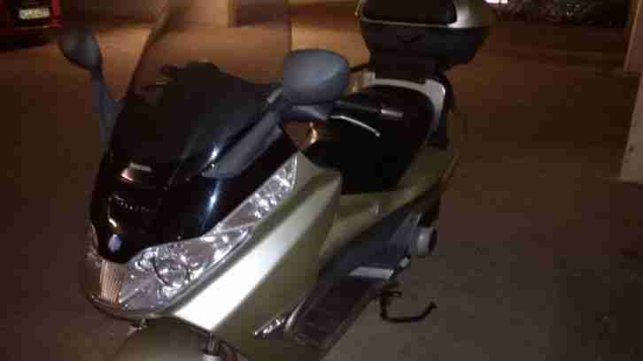 Piaggio X8 , 125 CCM, 11KW.