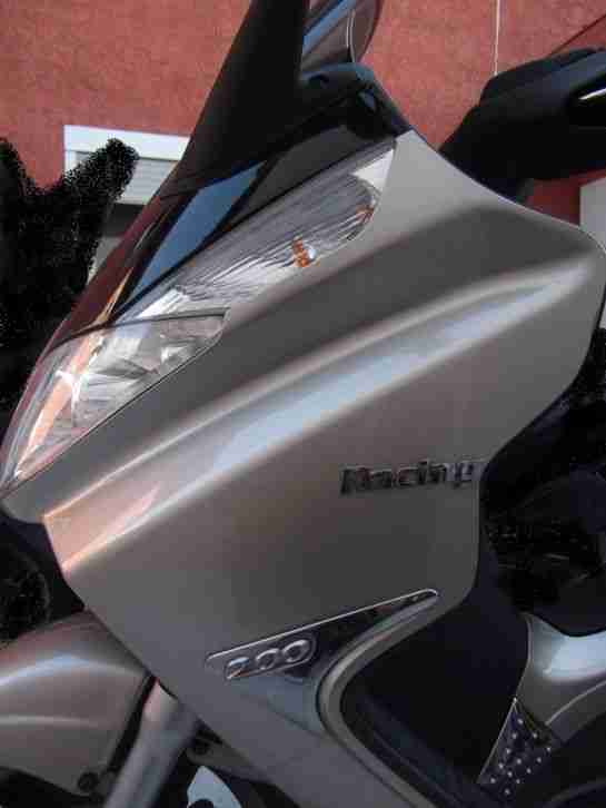 Piaggio X8 200 TÜV 06 / 2016