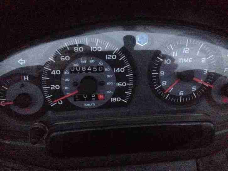 Piaggio X8 250ie orig. 8450km 23PS Silbermet.