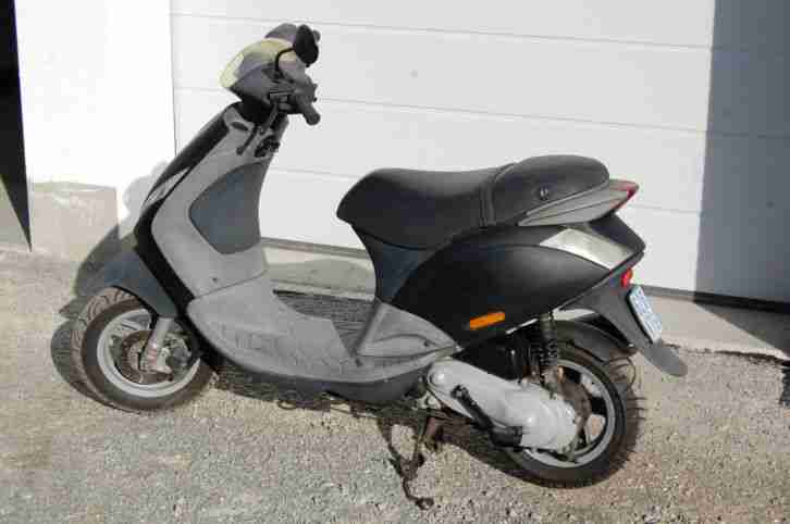 Piaggio Zip 25
