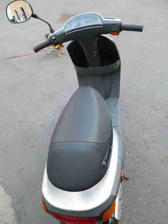 Piaggio Zip 25