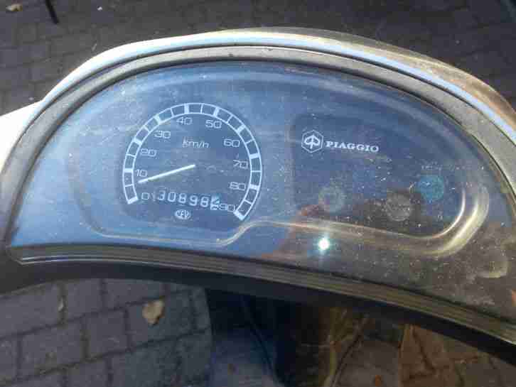 Piaggio Zip SSL 49ccm BJ98 30tkm 25Km/h Roller Mofa Silver