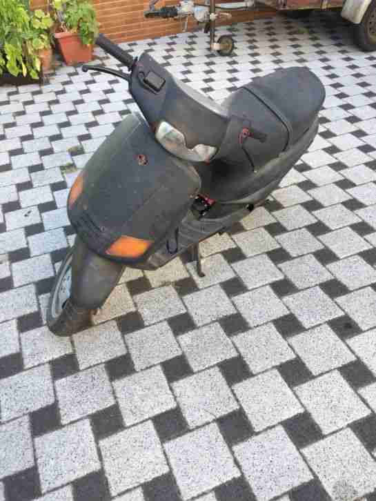 Piaggio Zip mit 50ger Papiere