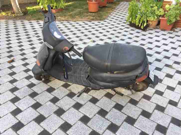 Piaggio Zip mit 50ger Papiere