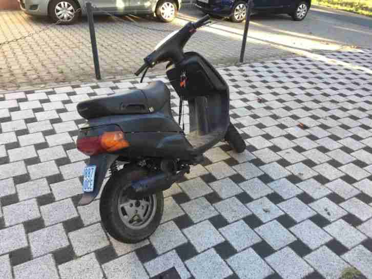 Piaggio Zip mit 50ger Papiere