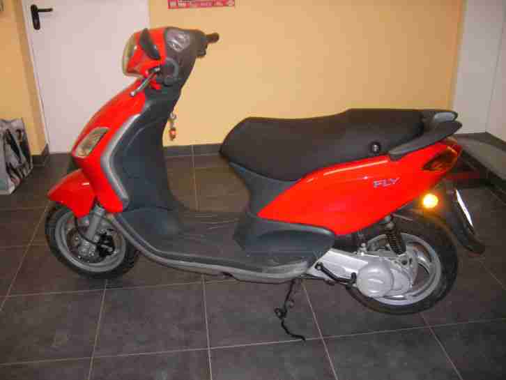 Piaggio fly 50 roller