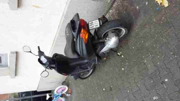 Piaggio schwarz Roller 50ccm guter Zustand fahrbereit