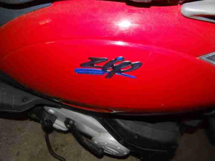 Piaggo Motorroller Zip Quattrotempi