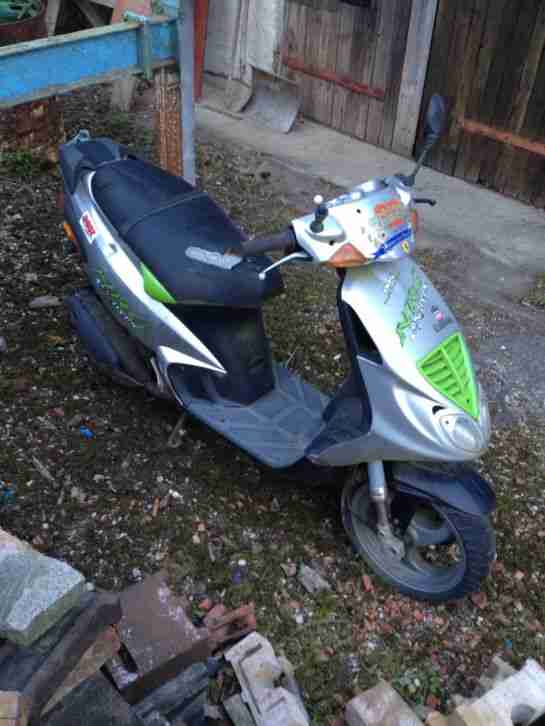 Piaggo NRG Roller - DEFEKT- ZUM AUSSCHLACHTEN