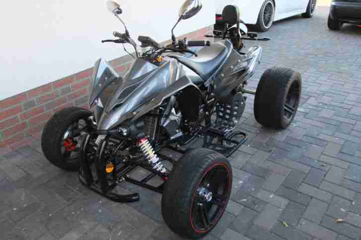 Quad 250ccm mit