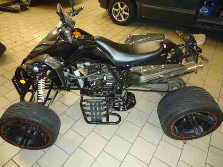 Quad ATV 250 ccm, neuwertig mit Strassenzulassung und TÜV, nur 250 km gelaufen