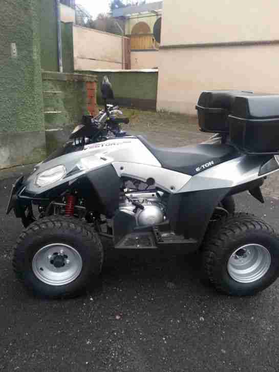 Quad Eton 300