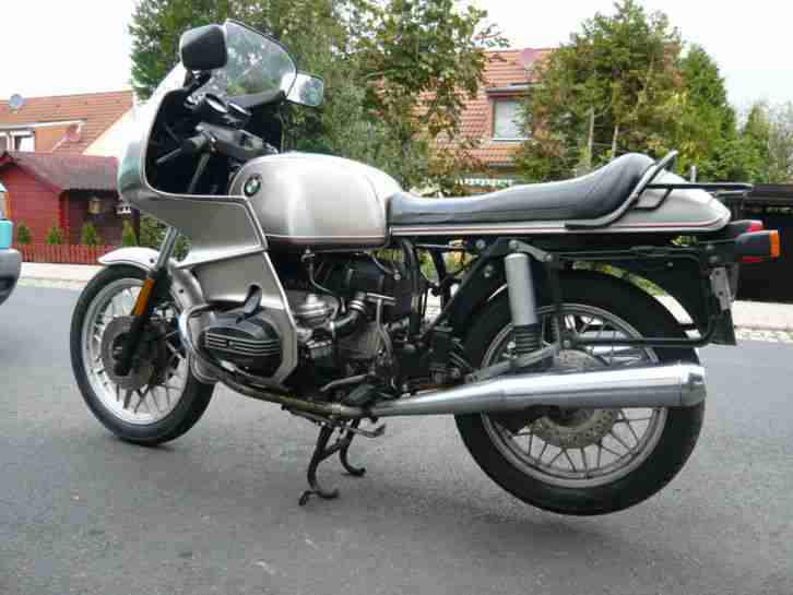 R 100 RS