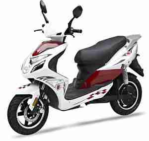 R8 ElektroRoller Motorleistung