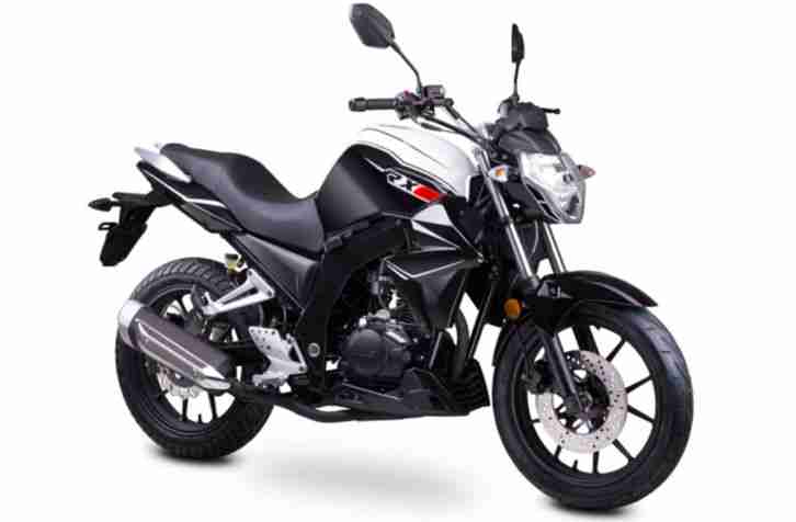 ROMET RXC Naked Bike 125ccm 4 Takt Motorrad