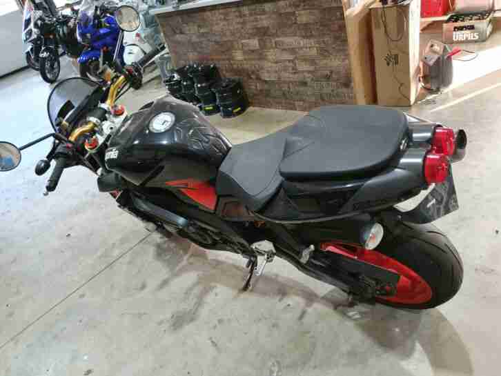 RSV 1000 Touno