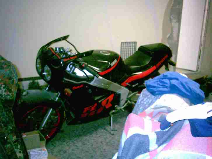 Rarität FZR 1000 Genesis Bj 88 9990 Km wohl so einmalig