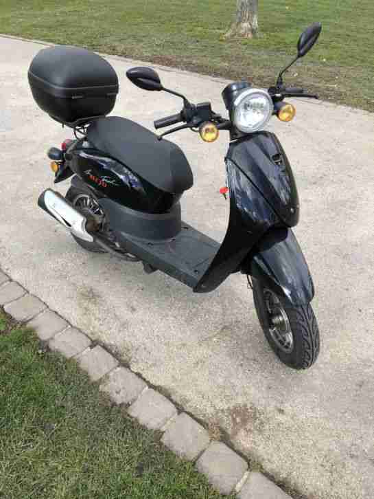Recto Roller 50ccm Top Zustand wenig Kilometer