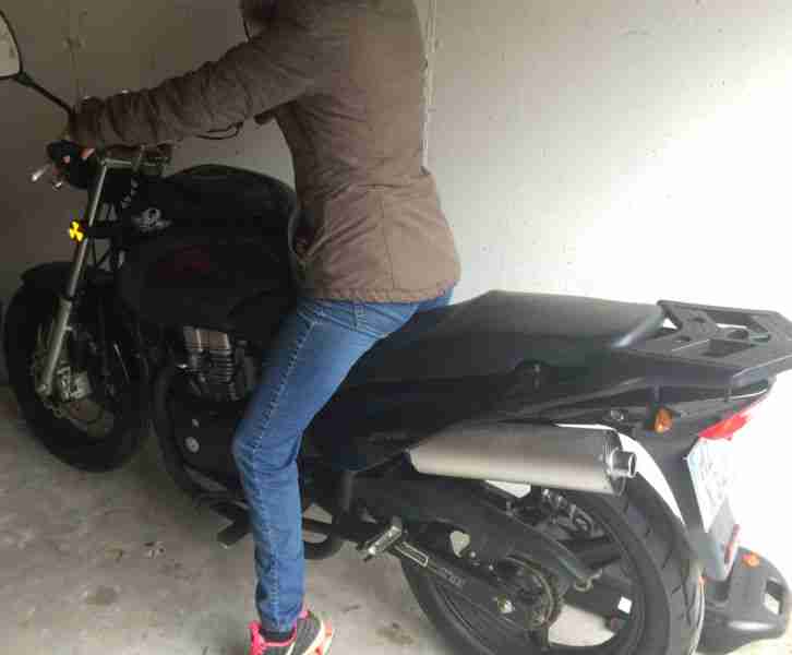 Regal Raptor 125er