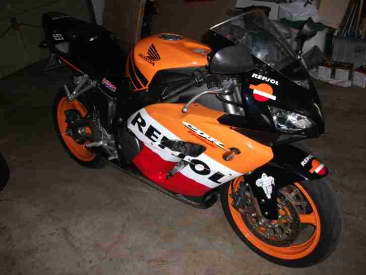 Repsol CBR 1000 RR SC57