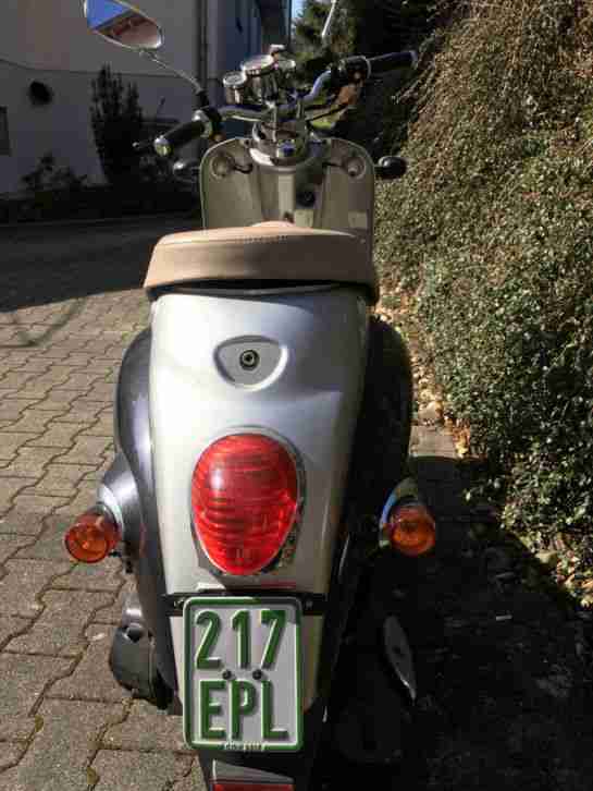 Retro Star Roller 50 ccm (Motorroller Benzhou) - Motorarbeiten nötig!