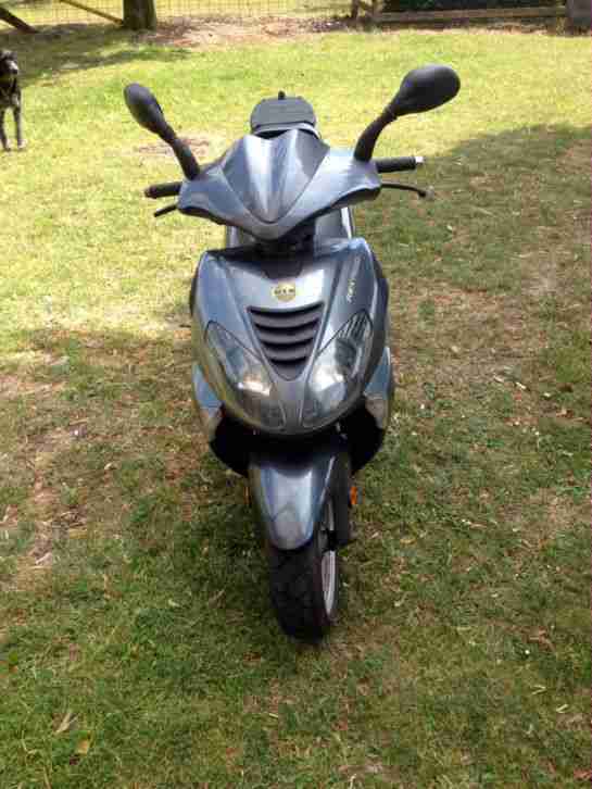 Rex Roller/Motorroller RS 1100 125 ccm TüV/AU neu