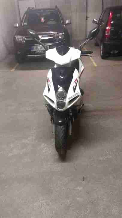 Roller 50 ccm Nova Motors