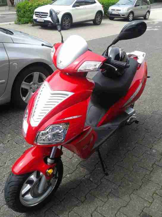 Roller, 50 ccm, rot, Route 51, TOP