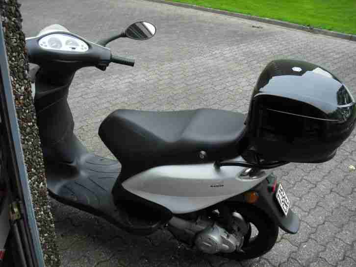 Roller 50ccm 2-Takter Erstzul. 2013 erste Hand Derbi/Piaggio