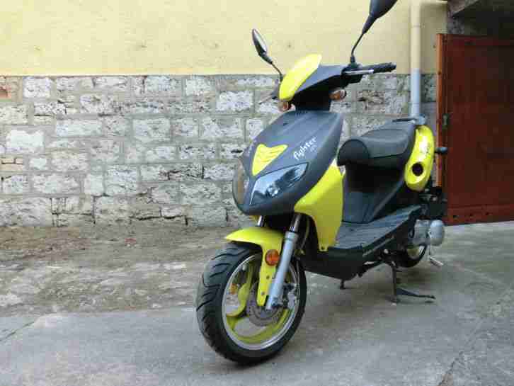Roller AGM Fighter 125 EZ 07/10 defekt erst 1200 km gelaufen