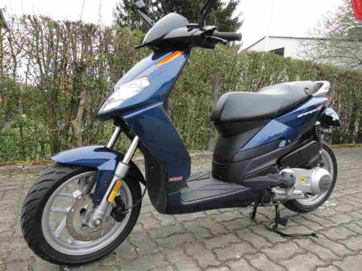 Roller Aprilia 125