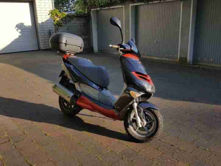 Roller Aprilia, SR 125 Leonardo, Erstzul. 1999, 45.155 km, Automatik 12 PS,