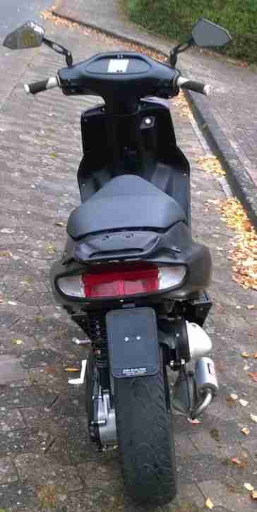 Roller Aprilia SR 50 (Old)