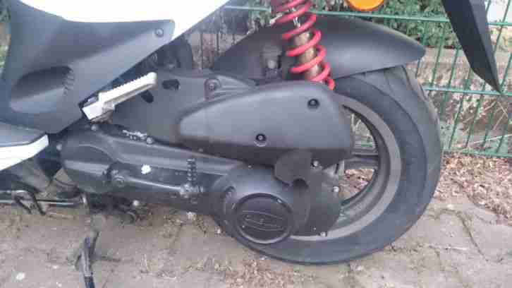 Roller Daelim s five 50 2 Takt motor sehr schnell