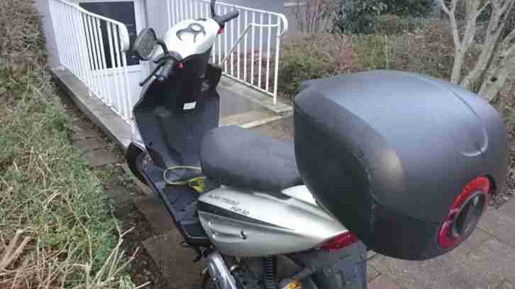 Roller Flex Tech Fun 50 ccm für Bastler abzugeben