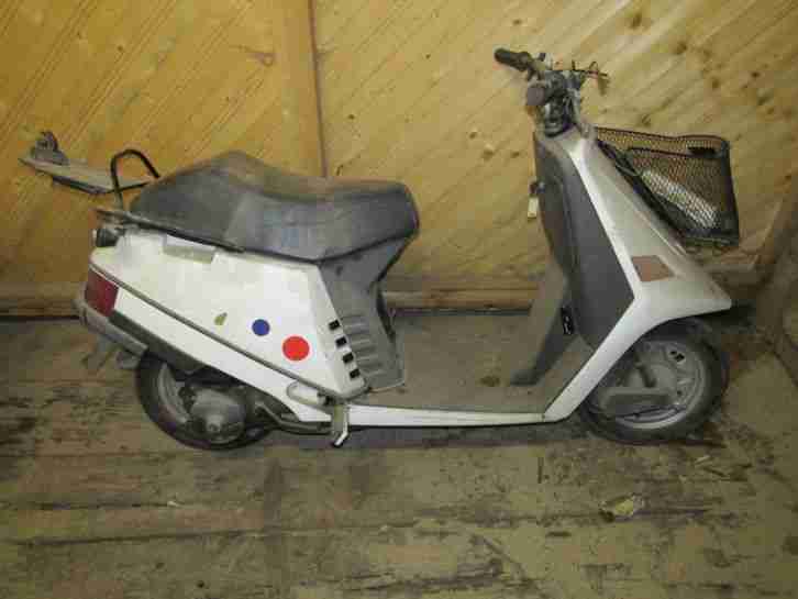 Roller Mofa 25 Taiwan-Vespa-Co