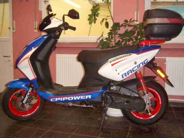 Roller Motorroller CPI Formula R 50 ccm.