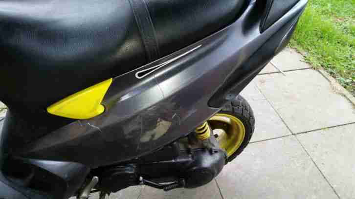 Roller PIAGGIO Gmc3DT Grau/Gelb